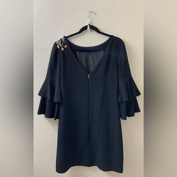 Trina Turk Sz 4 Embroidered Florals Black Lined Dress Tiered Flared 3/4 Sleeves - Picture 5 of 7